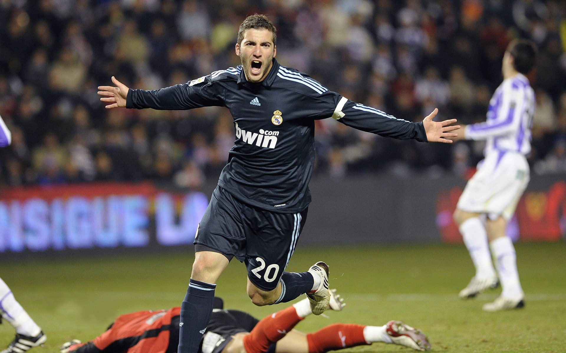 开云-_魔术逆转获胜，士气全面爆发_，魔术师逆