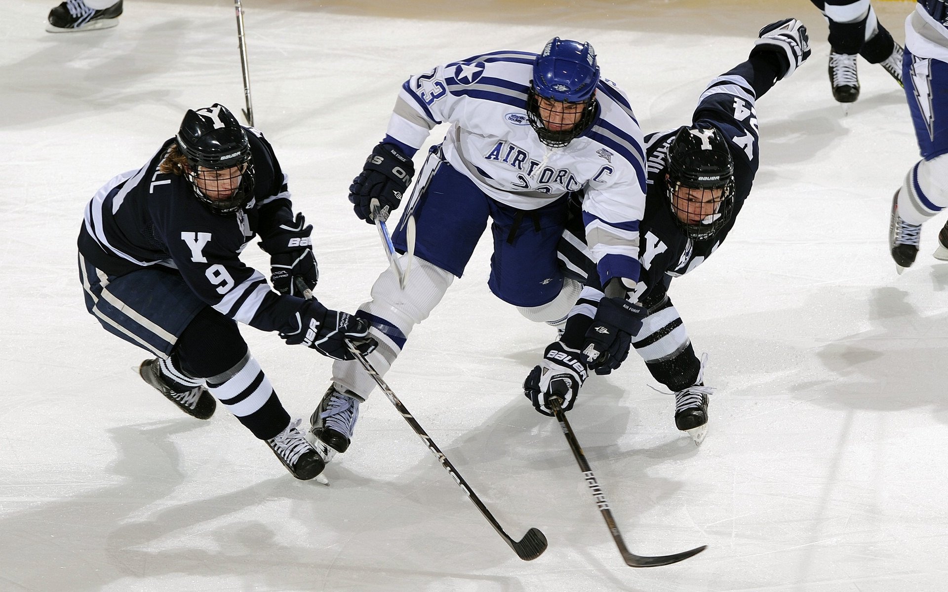 强队争锋:本赛季最激烈的强强对话,强队底蕴